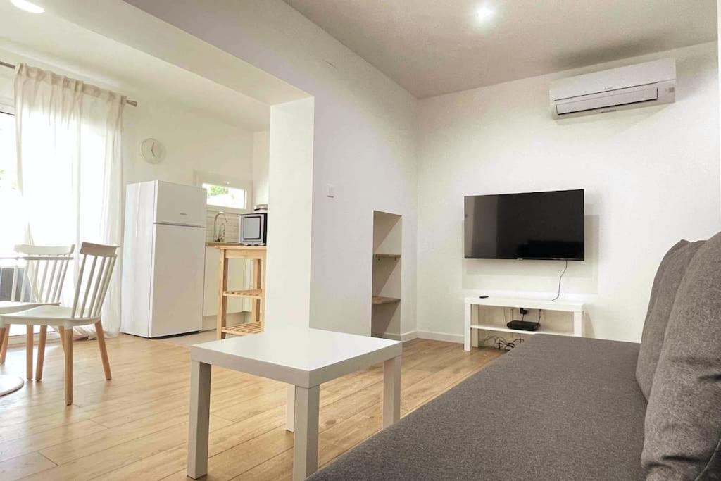 Cozy & Elegant Appartement Narbona Esterno foto